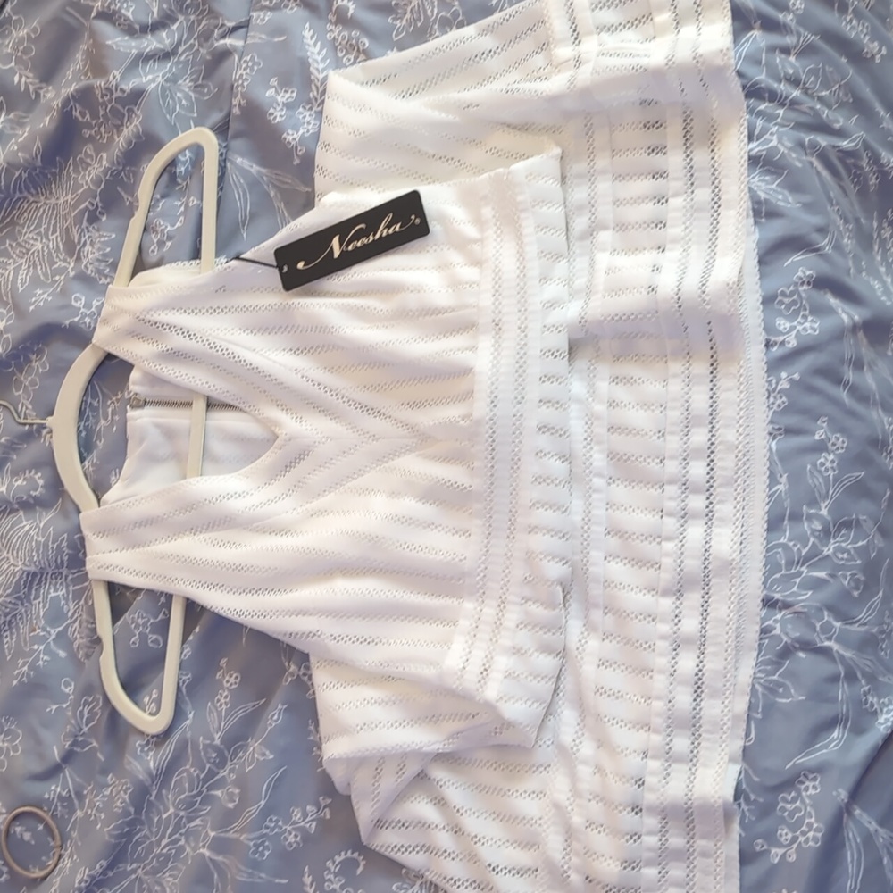 Neesha, white dress, size M